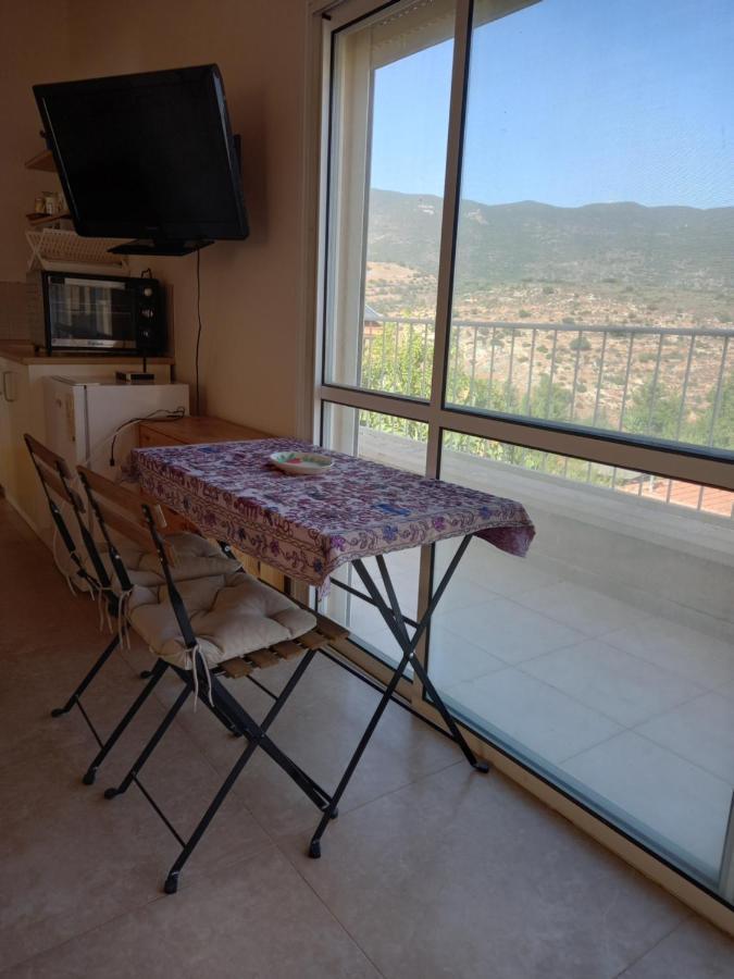 Apartmán צימר דביר Kefar Hananya Exteriér fotografie